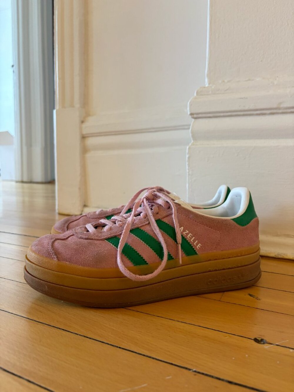 Adidas Gazelle pink and green - Size 7.5 - Picture 3 of 4